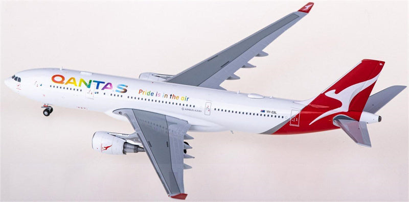 JC Wings Qantas Airbus A330-200 VH-EBL 1:400 Diecast Model view 3