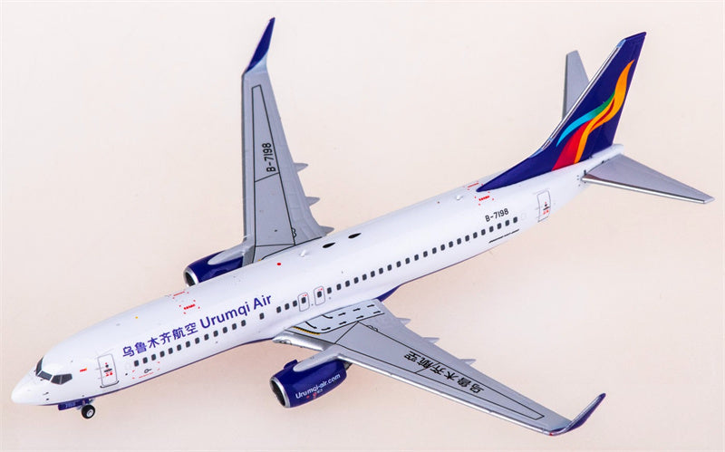 AeroPolaris 1:400 Urumqi Air Boeing 737-800 B-7198 Diecast Model view 3