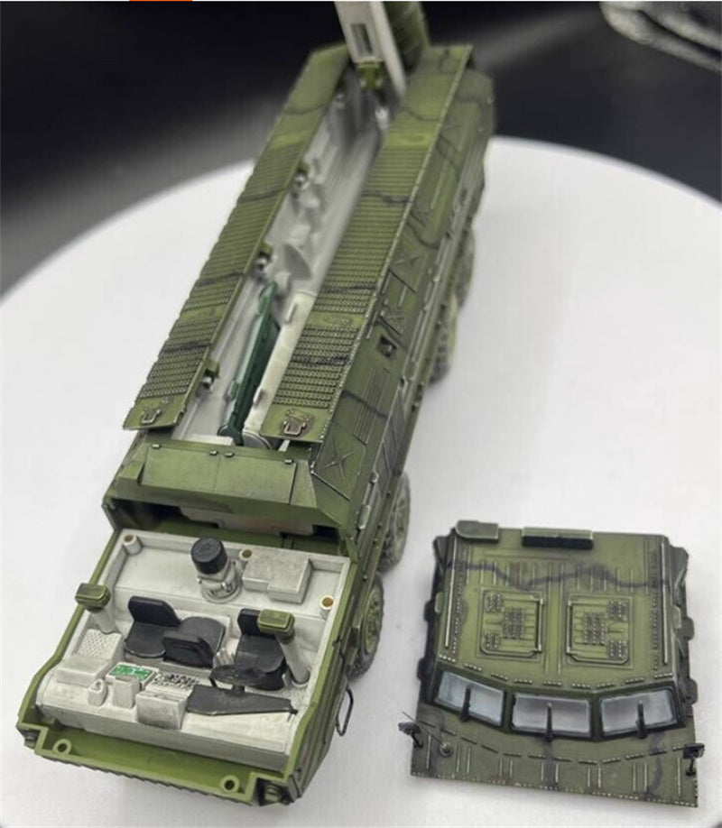 AM Spider (SS-23 type) Oka tactical ballistic missile stripe coating 1:72 Tank Pre-built Model
