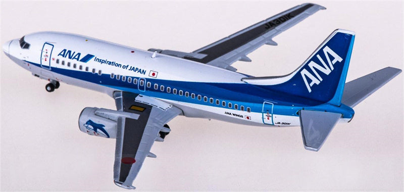 JC Wings ANA Boeing 737-500 JA301K 1:400 Diecast Model view 2