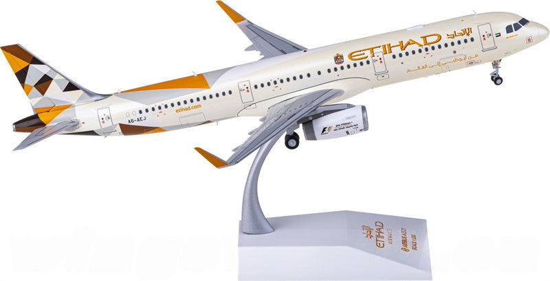 JC Wings Etihad Airways Airbus A321 A6-AEJ 1:200 Diecast Model view 3
