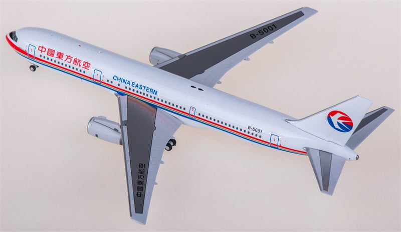 CW China Eastern Boeing 767-300 B-5001 1:400 Diecast Model view 2