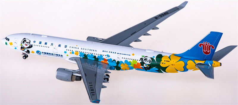 JC Wings China Southern Airbus A330-300 B-5940 1:400 Diecast Model view 4