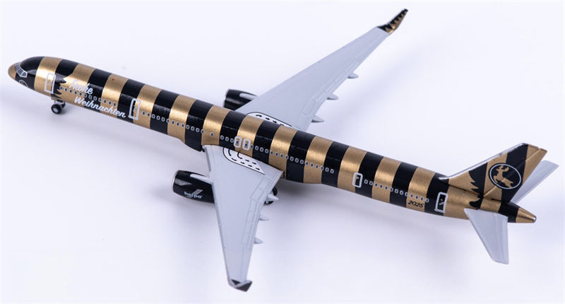 Herpa 1:500 Boeing 757-300 Christmas Edition Diecast Model