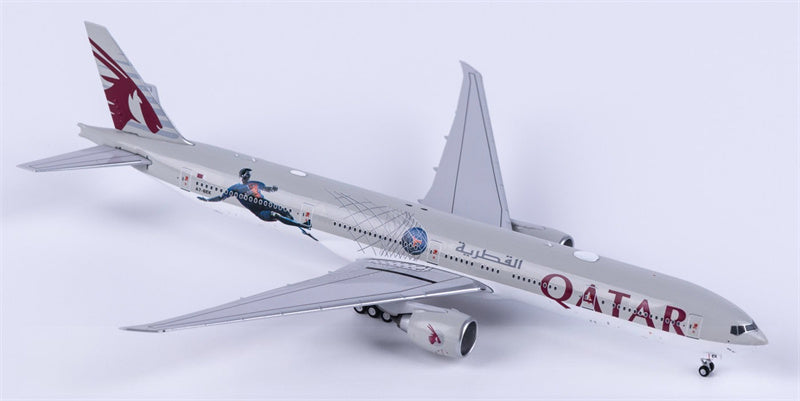NG Models Qatar Boeing 777-300ER A7-BEK 1:400 Diecast Model view 2