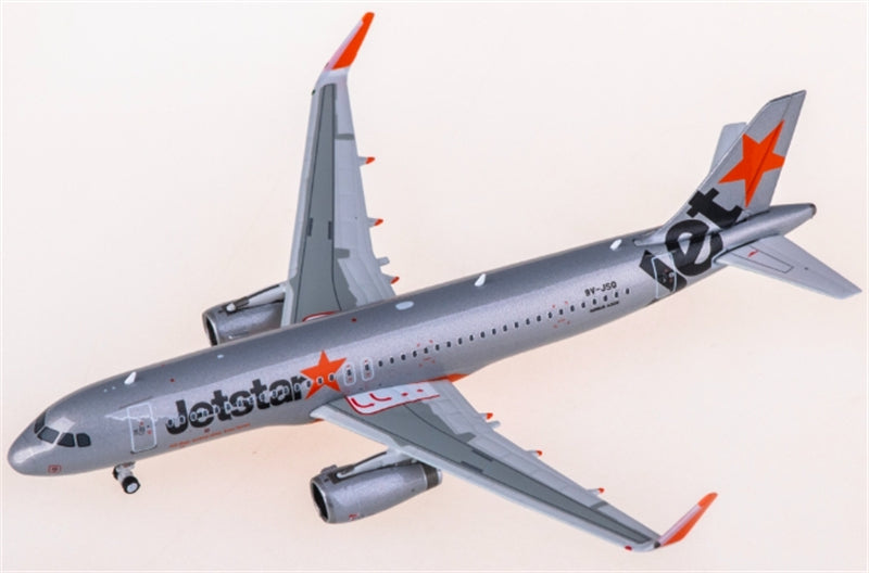 Phoenix 1:400 Jetstar Airbus A320 9V-JSQ Diecast Model view 2