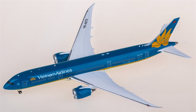 Phoenix Vietnam Airlines Boeing 787-9 VN-A870 1:400 Diecast Model view 3