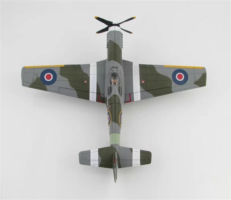 Hobby Master Mustang Mk.III 9G-E 441 Squadron RCAF May 1945 1:48 Airplane Pre-built Model