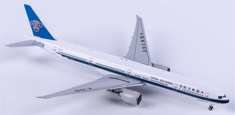 NG Models China Southern Boeing 777-300ER B-2099 1:400 Diecast Model view 2