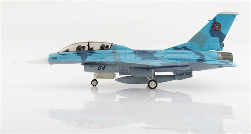 HOBBY MASTER F16B Fighting Falcon Top 04 Centennial of Naval Aviation 2011 1:72 Aircraft Pre-built Model
