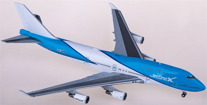 JC Wings JetOneX Boeing 747-400 VQ-BWM 1:400 Diecast Model view 1