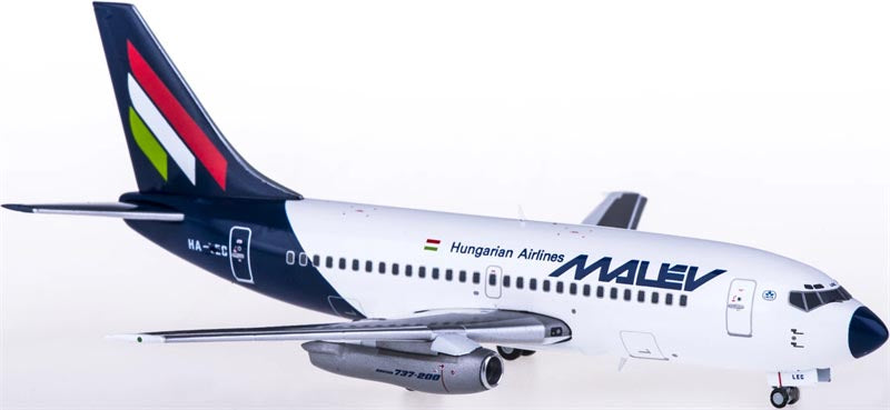 Herpa Malev Boeing 737-200 HA-LEC 1:200 Diecast Model