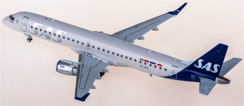 JC Wings Scandinavian Airlines SAS Embraer ERJ-195LR SE-RSL 1:200 Diecast Model view 3