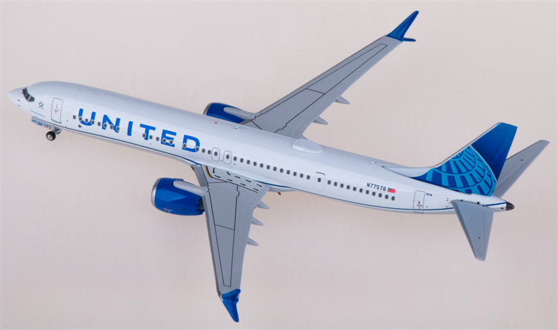 NG Models United Airlines Boeing 737 MAX 9 N77578 1:400 Diecast Model view 2