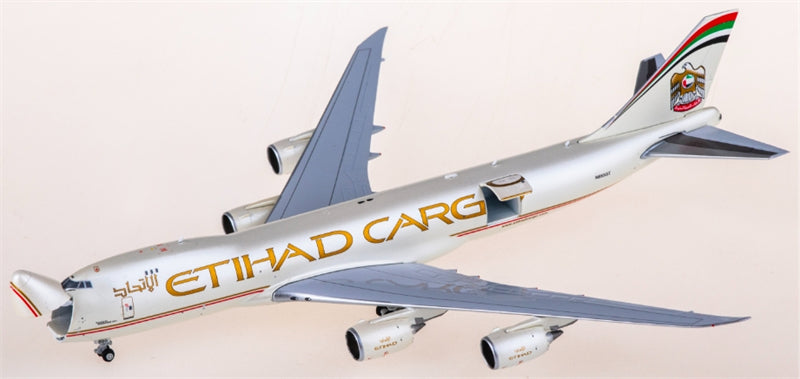 JC Wings Etihad Airways Boeing 747-8F N855GT Interactive Series 1:400 Diecast Model view 2