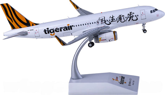 JC Wings Tigerair Airbus A320 B-50015 1:200 Diecast Model view 1