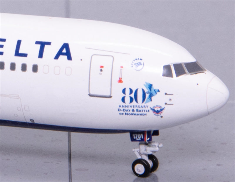 PandaModel DELTA Air Lines Boeing B767-300ER N171DZ 80th Anniversary of D-DAY & Battle of Normandy 1:400 Aircraft Pre-built Model