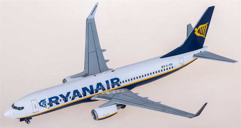 JC Wings Ryanair Boeing 737-800 EI-EBI 1:200 Diecast Model view 1