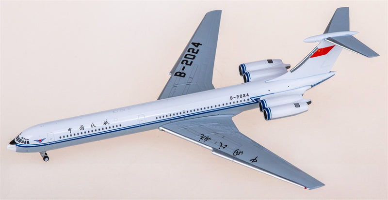 Phoenix 1:400 CAAC Ilyushin IL-62 B-2024 Diecast Model view 2