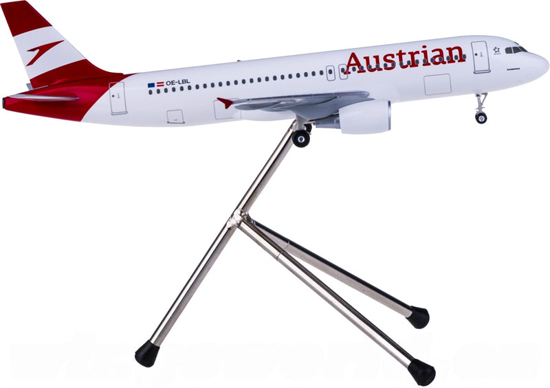 Hogan Austrian Airlines Airbus A320 OE-LBL 1:200 ABS Model view 4