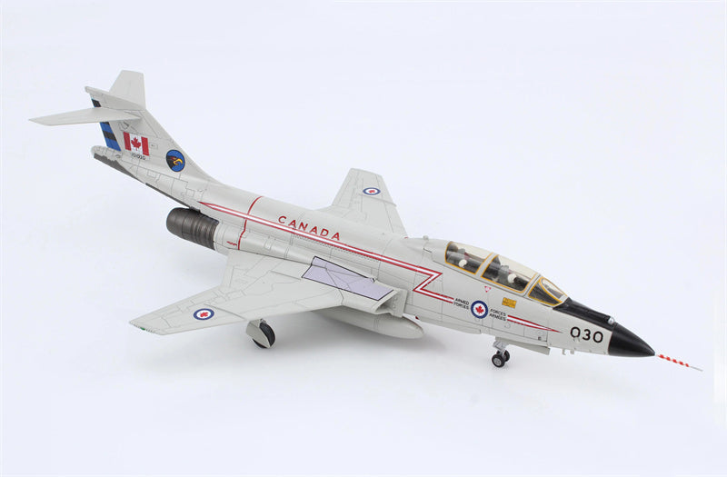 HOBBY MASTER CF-101b Voodoo 030 No. 409 Night Hawk Sqn. CAF 1982 1/72 Aircraft Pre-built Model