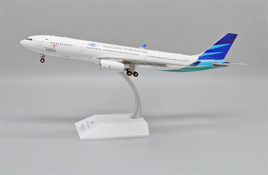JC Wings Garuda Indonesia Airbus A330-300 PK-GHA 1:200 Diecast Model view 1