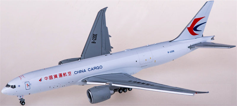 JC Wings China Cargo Airlines Boeing 777-200LRF B-220E Flaps Down 1:400 Diecast Model view 4