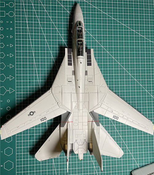 CALIBRE WINGS F-14A VF-102 DIAMONBACKS BUNO 159466 USS AMERICA 1:72 Aircraft Pre-built Model