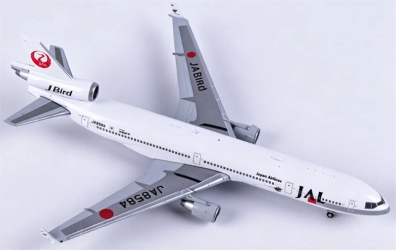 JC Wings 1:400 Japan Airlines Douglas MD-11 JA8584  DIECAST Model