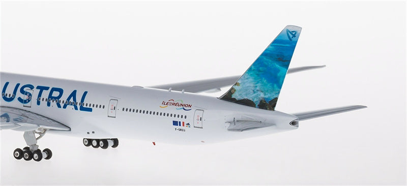 Phoenix Air Austral Boeing 777-300ER F-OREU 1:400 Diecast Model view 5