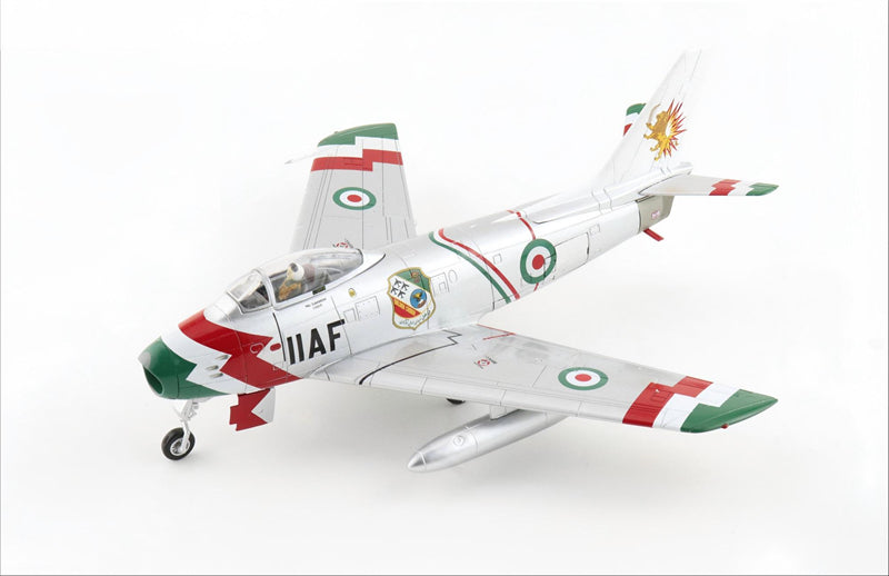 HOBBY MASTER IIAF F-86F Golden Crown Aerobatic Team 1:72 Model 1961 3-406