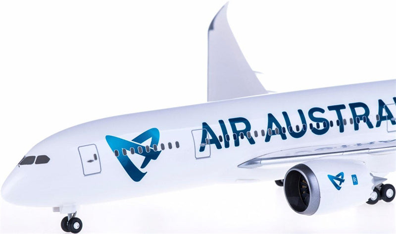 Hogan Air Austral Boeing 787-9 F-OLRB 1:200 ABS Model view 2