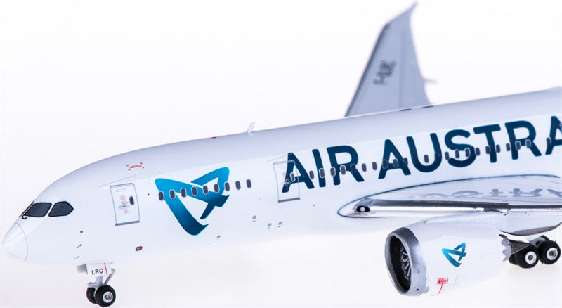 Phoenix Air Austral Boeing 787-8 F-OLRC 1:400 Diecast Model view 4