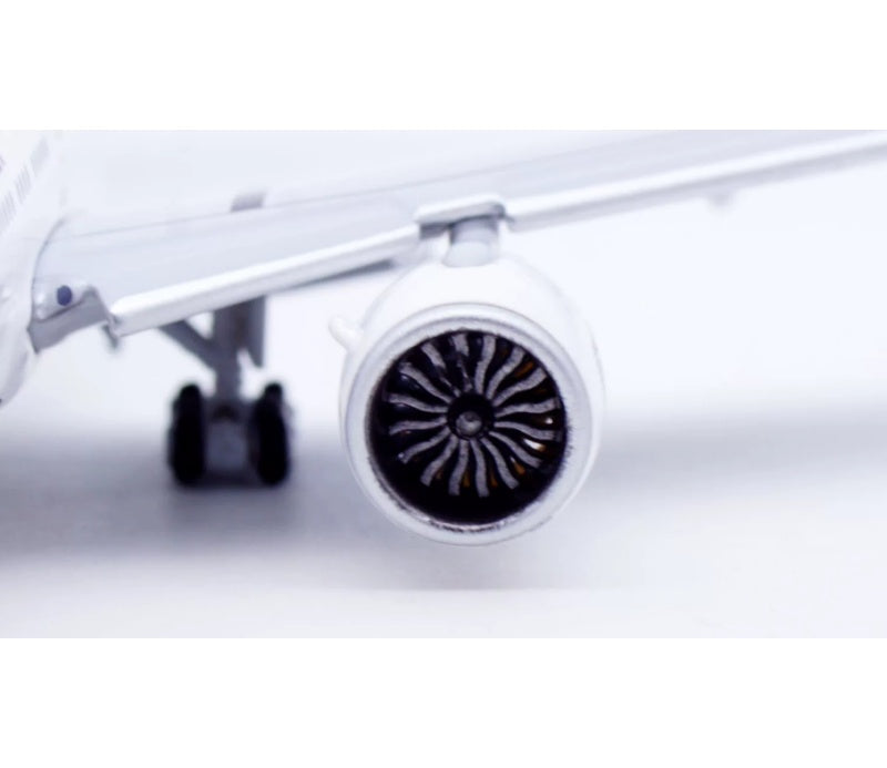 JC Wings 1:400 Qatar Airways B777-300ER A7-BOC Flaps down DIECAST Model