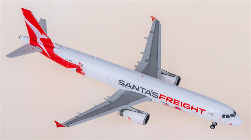 Phoenix 1:400 Qantas Airbus A321 VH-XF4 Model