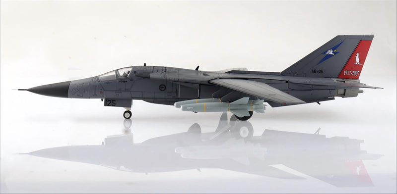 HOBBY MASTER RAAF F-111C No.6 SQN 1:72 Model 2007 90th Anniversary A8-125