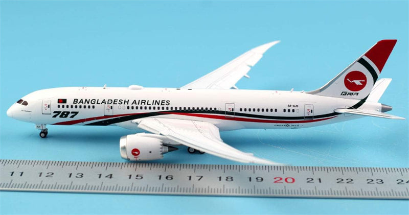JC Wings 1:400 Biman Bangladesh Airlines Boeing 787-8 S2-AJS Flaps down DIECAST Model