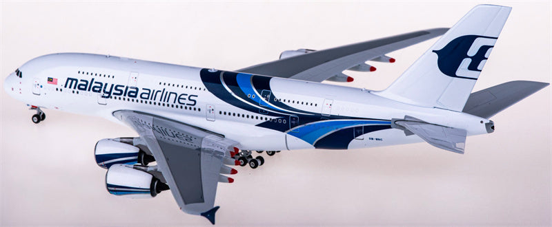 Phoenix Malaysia Airlines Airbus A380 9M-MNC 1:400 Diecast Model view 4