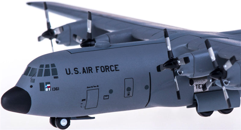 Hogan USAF Lockheed C-130H Hercules 51361 1:200 Diecast Model view 3