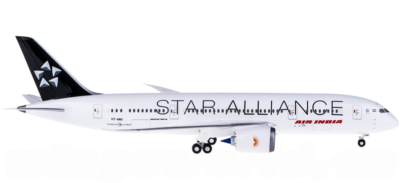Hogan Air India Boeing 787-8 VT-ANU Star Alliance Ground Status 1:200 ABS Model view 4