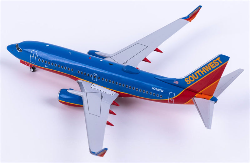 NG Models Southwest Airlines Boeing 737-700 N786SW 1:200 Diecast Model view 2