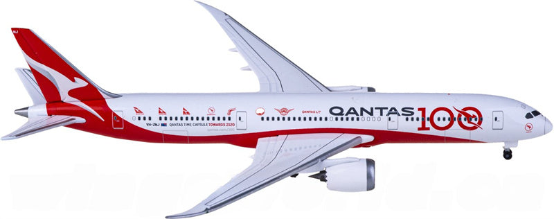 Herpa Qantas Boeing 787-9 Dreamliner VH-ZNJ 100 1:500 Diecast Model view 1