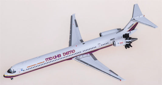 JC Wings McDonnell Douglas MD-81 N980DC 1:400 Diecast Model view 1
