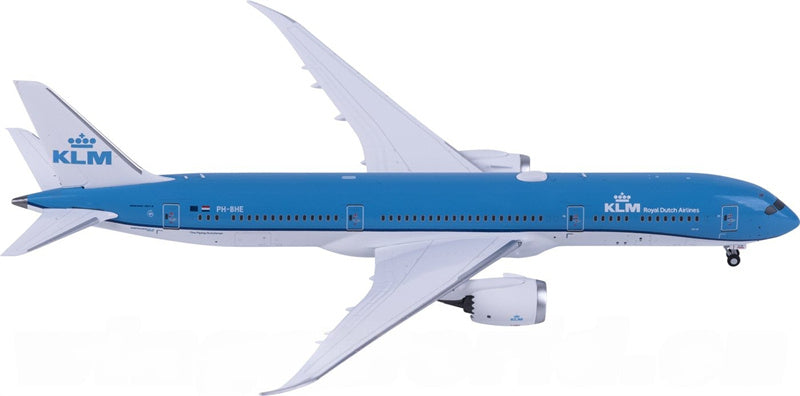 NG Models KLM Boeing 787-9 Dreamliner PH-BHE 1:400 Diecast Model view 1