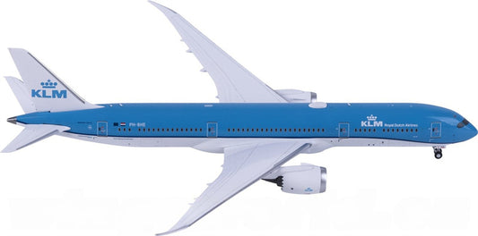 NG Models KLM Boeing 787-9 Dreamliner PH-BHE 1:400 Diecast Model view 1