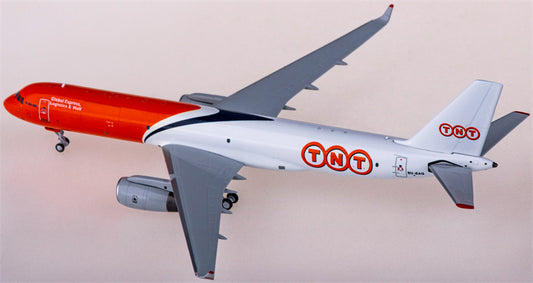 NG Models TNT Tupolev TU-204-120S SU-EAG 1:400 Diecast Model view 1