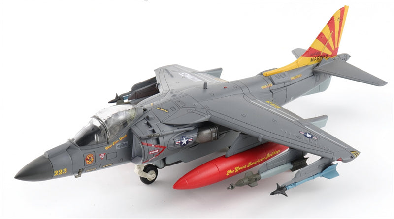 HOBBY MASTER USMC AV-8B+ Harrier II Plus VMA-223 1:72 Model 2025 164569