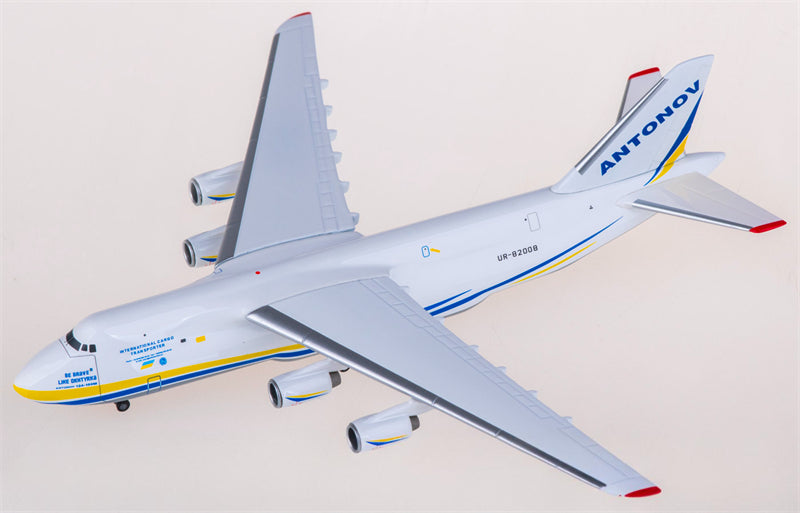 Herpa Antonov AN-124 UR-82008 1:500 Diecast Model view 1