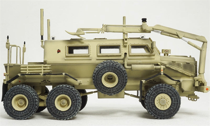 T-MODEL Buffalo Lightning Protection Vehicle US 101st Airborne Division Iraq 2006 desert color 1:72 Tank Pre-built Model