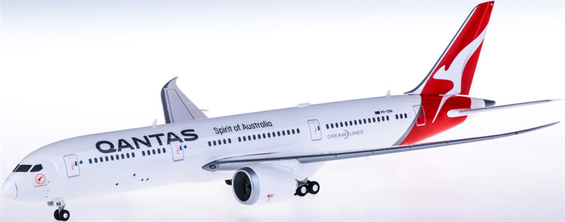 Herpa Qantas Boeing 787-9 VH-ZNA 1:200 ABS Model view 1